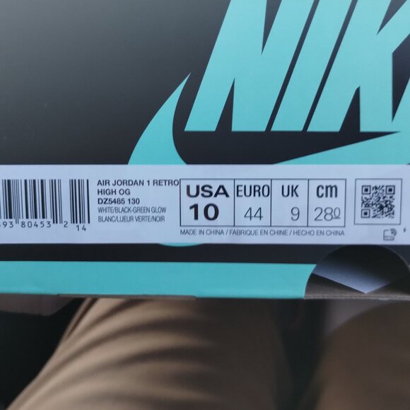 Nike Jordan Retro 1 - Picture 3 of 3